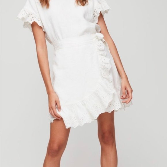 Aritzia Dresses & Skirts - Aritzia Wilfred  100% Linen Ninette white dress size Small